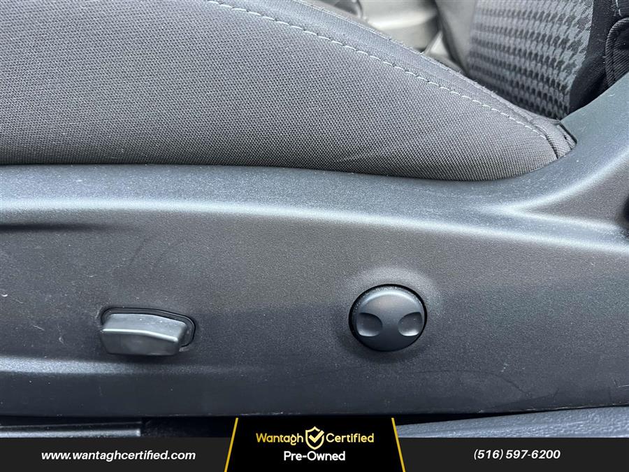 2022 Dodge Challenger R/T Scat Pack RWD, available for sale in Wantagh, New York | Wantagh Certified. Wantagh, New York 2022 Dodge Challenger R/T Scat Pack RWD, available for sale in Wantagh, New York | Wantagh Certified. Wantagh, New York