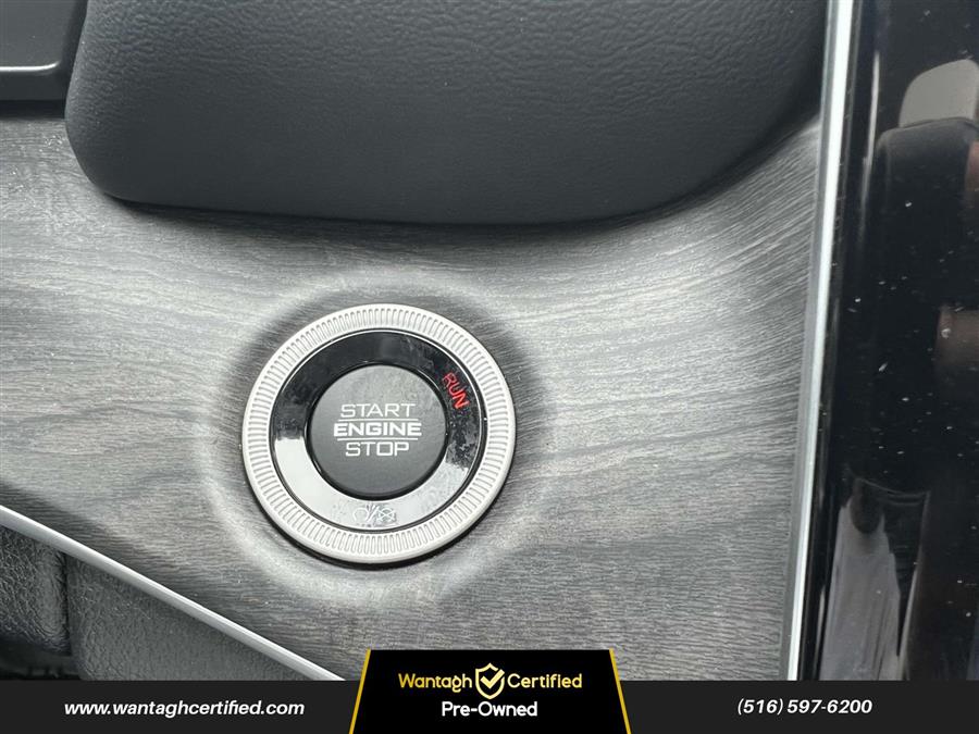 2022 Jeep Grand Cherokee Limited 4x4, available for sale in Wantagh, New York | Wantagh Certified. Wantagh, New York 2022 Jeep Grand Cherokee Limited 4x4, available for sale in Wantagh, New York | Wantagh Certified. Wantagh, New York