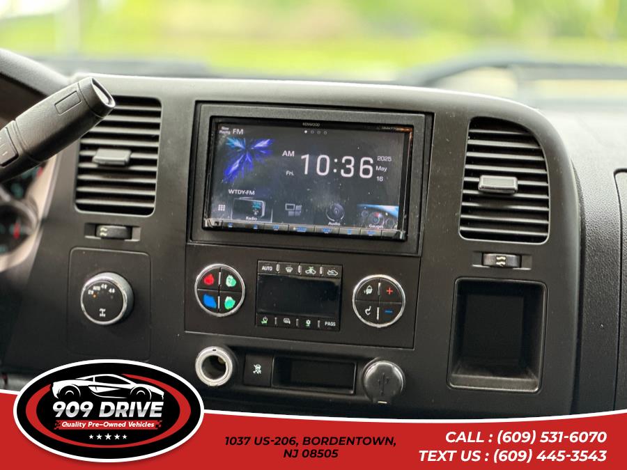 2011 GMC Sierra 1500 SLE, available for sale in BORDENTOWN, New Jersey | 909 Drive. BORDENTOWN, New Jersey 2011 GMC Sierra 1500 SLE, available for sale in BORDENTOWN, New Jersey | 909 Drive. BORDENTOWN, New Jersey