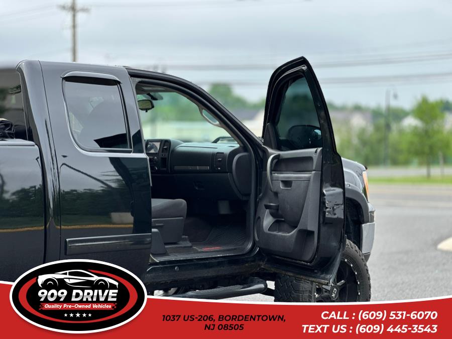 2011 GMC Sierra 1500 SLE, available for sale in BORDENTOWN, New Jersey | 909 Drive. BORDENTOWN, New Jersey 2011 GMC Sierra 1500 SLE, available for sale in BORDENTOWN, New Jersey | 909 Drive. BORDENTOWN, New Jersey