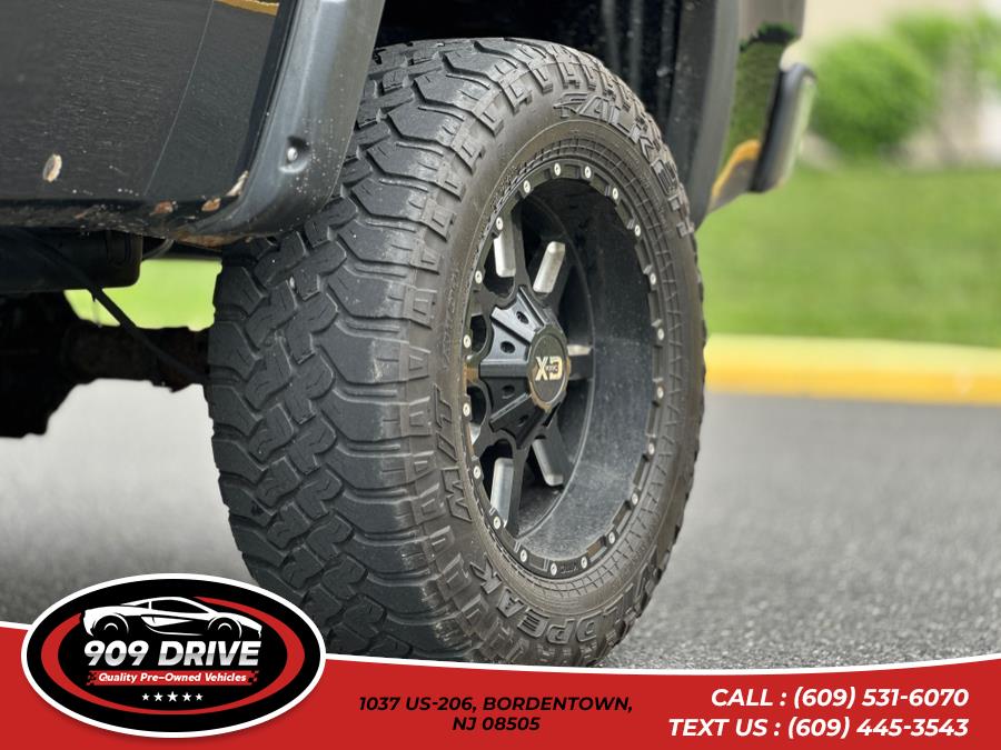 2011 GMC Sierra 1500 SLE, available for sale in BORDENTOWN, New Jersey | 909 Drive. BORDENTOWN, New Jersey 2011 GMC Sierra 1500 SLE, available for sale in BORDENTOWN, New Jersey | 909 Drive. BORDENTOWN, New Jersey