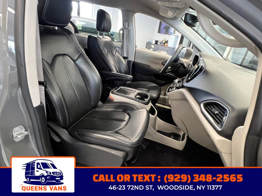 2022 Chrysler Pacifica Touring L FWD, available for sale in Woodside, New York | Queens Vans LLC. Woodside, New York 2022 Chrysler Pacifica Touring L FWD, available for sale in Woodside, New York | Queens Vans LLC. Woodside, New York