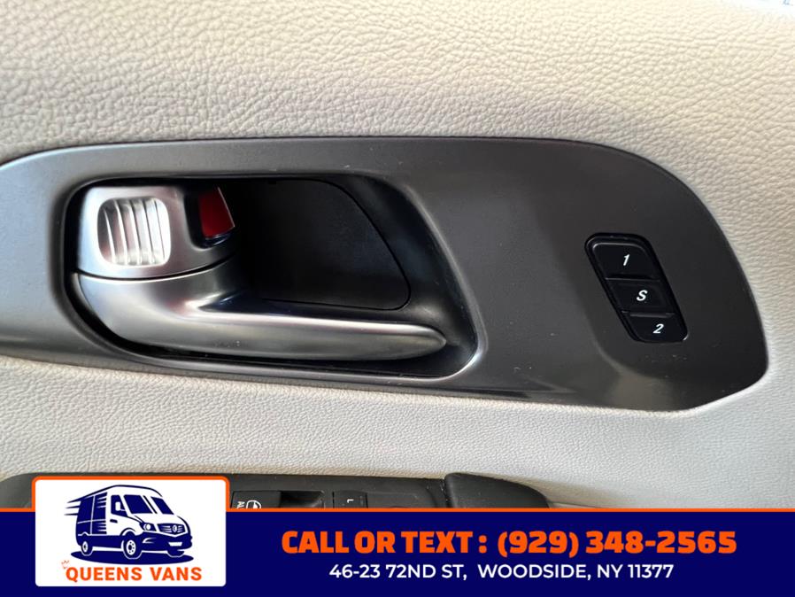 2022 Chrysler Pacifica Touring L FWD, available for sale in Woodside, New York | Queens Vans LLC. Woodside, New York 2022 Chrysler Pacifica Touring L FWD, available for sale in Woodside, New York | Queens Vans LLC. Woodside, New York
