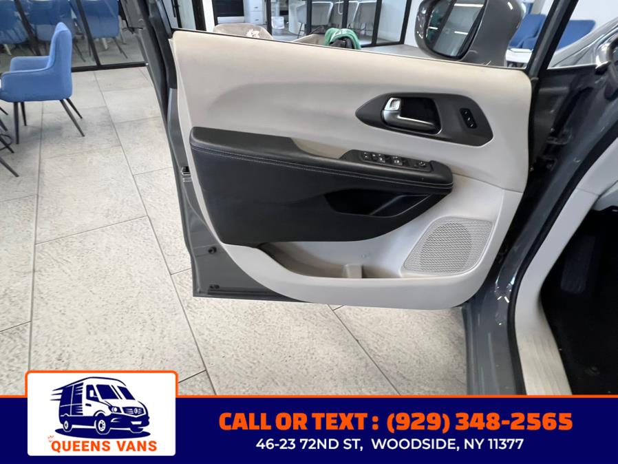 2022 Chrysler Pacifica Touring L FWD, available for sale in Woodside, New York | Queens Vans LLC. Woodside, New York 2022 Chrysler Pacifica Touring L FWD, available for sale in Woodside, New York | Queens Vans LLC. Woodside, New York