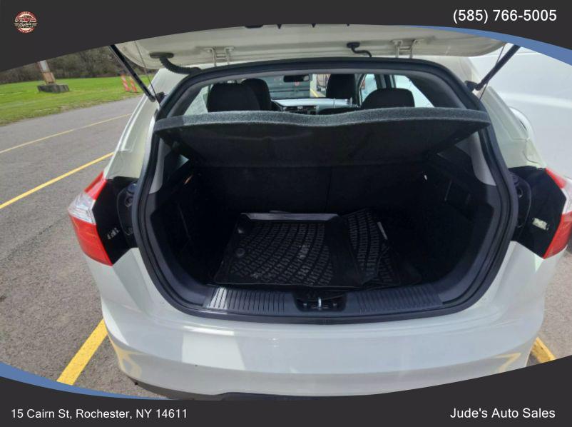 2013 Kia Rio EX Hatchback 4D, available for sale in Wolcott, New York | Auto Hunter CNY. Wolcott, New York 2013 Kia Rio EX Hatchback 4D, available for sale in Wolcott, New York | Auto Hunter CNY. Wolcott, New York