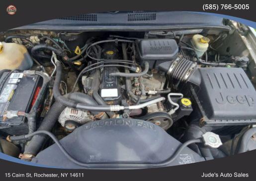2004 Jeep Grand Cherokee Laredo Sport Utility 4D, available for sale in Wolcott, New York | Auto Hunter CNY. Wolcott, New York 2004 Jeep Grand Cherokee Laredo Sport Utility 4D, available for sale in Wolcott, New York | Auto Hunter CNY. Wolcott, New York