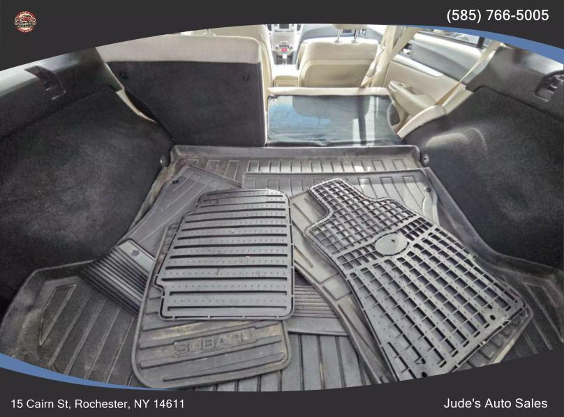 2014 Subaru Outback 2.5i Premium Wagon 4D, available for sale in Wolcott, New York | Auto Hunter CNY. Wolcott, New York 2014 Subaru Outback 2.5i Premium Wagon 4D, available for sale in Wolcott, New York | Auto Hunter CNY. Wolcott, New York