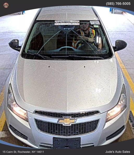 Used 2014 Chevrolet Cruze in Wolcott, New York | Auto Hunter CNY. Wolcott, New York