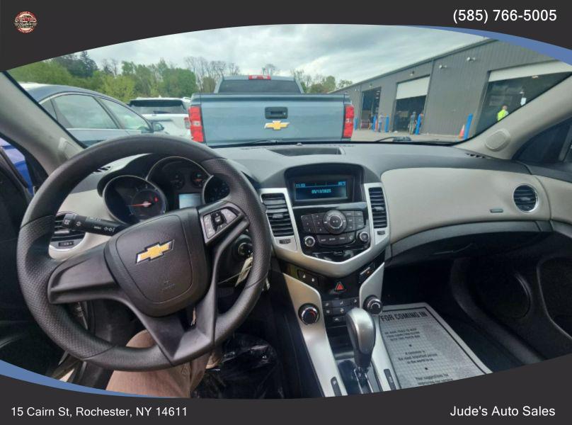 2014 Chevrolet Cruze LS Sedan 4D, available for sale in Wolcott, New York | Auto Hunter CNY. Wolcott, New York 2014 Chevrolet Cruze LS Sedan 4D, available for sale in Wolcott, New York | Auto Hunter CNY. Wolcott, New York