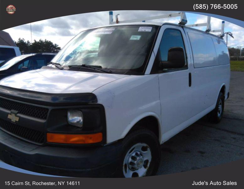 Used 2011 Chevrolet Express 3500 Cargo in Wolcott, New York | Auto Hunter CNY. Wolcott, New York