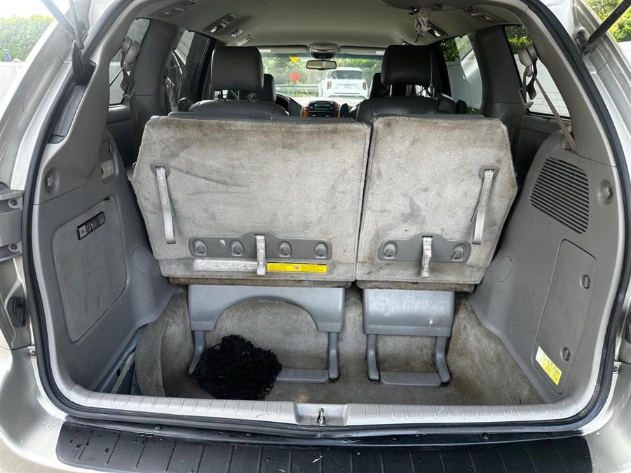 2006 Toyota Sienna XLE 7 Passenger 4dr Mini Van, available for sale in Hempstead, New York | VIP Auto Credit Express. Hempstead, New York 2006 Toyota Sienna XLE 7 Passenger 4dr Mini Van, available for sale in Hempstead, New York | VIP Auto Credit Express. Hempstead, New York