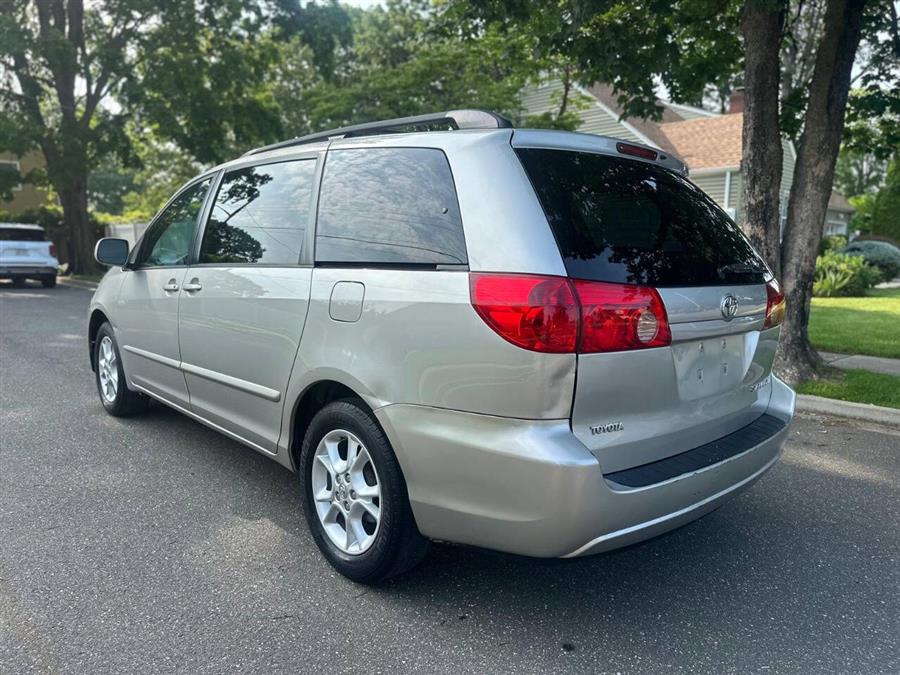 2006 Toyota Sienna XLE 7 Passenger 4dr Mini Van, available for sale in Hempstead, New York | VIP Auto Credit Express. Hempstead, New York 2006 Toyota Sienna XLE 7 Passenger 4dr Mini Van, available for sale in Hempstead, New York | VIP Auto Credit Express. Hempstead, New York