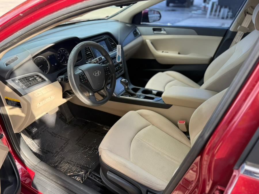 2016 Hyundai Sonata 4dr Sdn 2.4L SE, available for sale in Orlando, Florida | Mickeys Driver Mart. Orlando, Florida 2016 Hyundai Sonata 4dr Sdn 2.4L SE, available for sale in Orlando, Florida | Mickeys Driver Mart. Orlando, Florida
