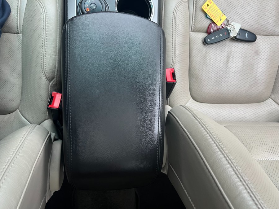 2014 Ford Explorer 4WD 4dr Limited, available for sale in Bristol, Connecticut | Bristol Auto Center LLC. Bristol, Connecticut 2014 Ford Explorer 4WD 4dr Limited, available for sale in Bristol, Connecticut | Bristol Auto Center LLC. Bristol, Connecticut