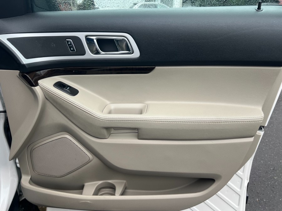 2014 Ford Explorer 4WD 4dr Limited, available for sale in Bristol, Connecticut | Bristol Auto Center LLC. Bristol, Connecticut 2014 Ford Explorer 4WD 4dr Limited, available for sale in Bristol, Connecticut | Bristol Auto Center LLC. Bristol, Connecticut