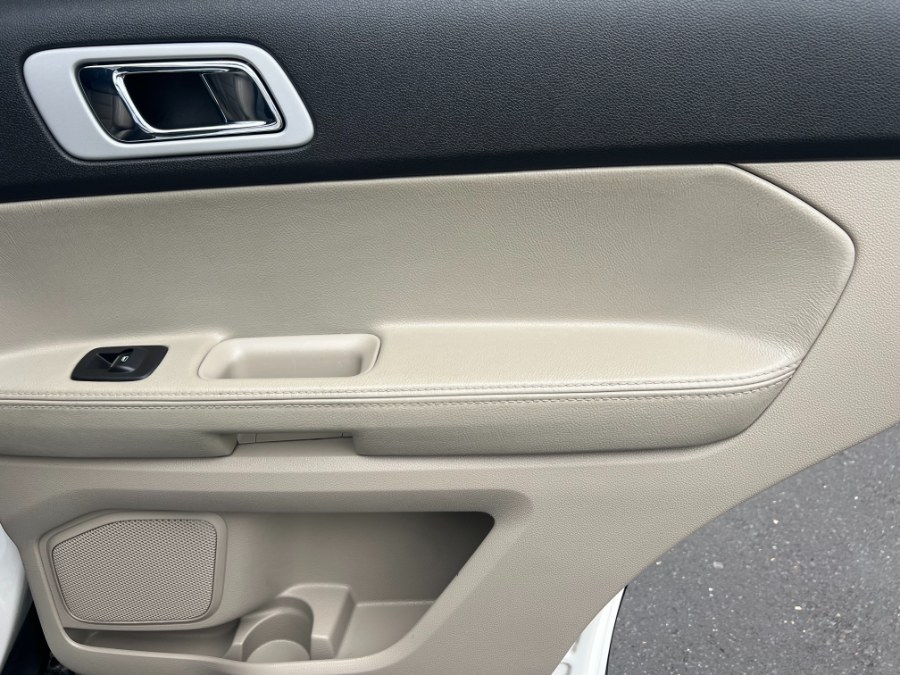 2014 Ford Explorer 4WD 4dr Limited, available for sale in Bristol, Connecticut | Bristol Auto Center LLC. Bristol, Connecticut 2014 Ford Explorer 4WD 4dr Limited, available for sale in Bristol, Connecticut | Bristol Auto Center LLC. Bristol, Connecticut