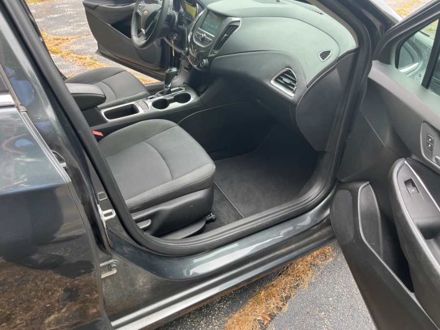 2018 Chevrolet Cruze 4dr HB 1.4L LT w/1SD, available for sale in Norwich, Connecticut | MACARA Vehicle Services, Inc. Norwich, Connecticut 2018 Chevrolet Cruze 4dr HB 1.4L LT w/1SD, available for sale in Norwich, Connecticut | MACARA Vehicle Services, Inc. Norwich, Connecticut