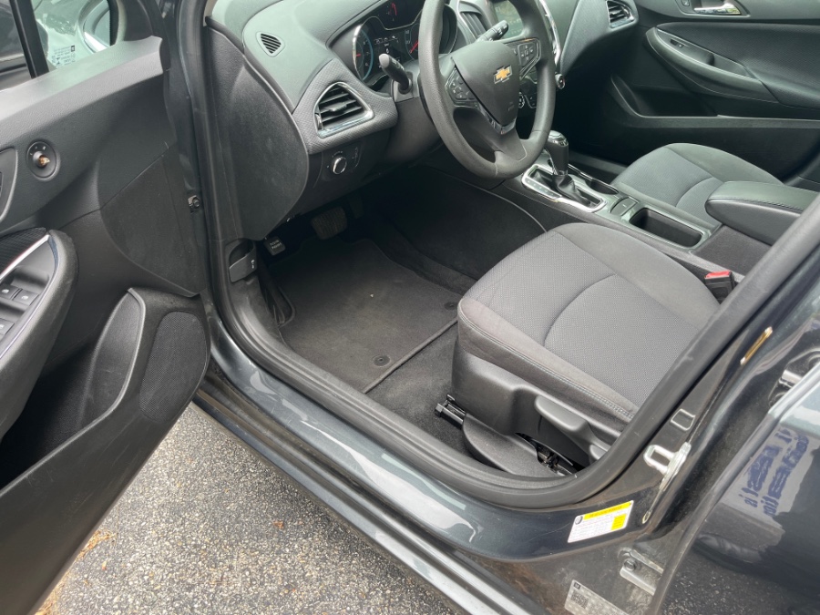 2018 Chevrolet Cruze 4dr HB 1.4L LT w/1SD, available for sale in Norwich, Connecticut | MACARA Vehicle Services, Inc. Norwich, Connecticut 2018 Chevrolet Cruze 4dr HB 1.4L LT w/1SD, available for sale in Norwich, Connecticut | MACARA Vehicle Services, Inc. Norwich, Connecticut