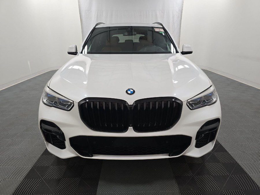2022 BMW X5 xDrive40i Sports Activity Vehicle, available for sale in Franklin Square, New York | Luxury Motor Club. Franklin Square, New York 2022 BMW X5 xDrive40i Sports Activity Vehicle, available for sale in Franklin Square, New York | Luxury Motor Club. Franklin Square, New York