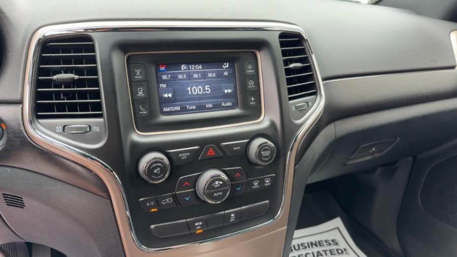 2014 Jeep Grand Cherokee 4WD 4dr Laredo, available for sale in Waterbury, Connecticut | West End Automotive Center. Waterbury, Connecticut 2014 Jeep Grand Cherokee 4WD 4dr Laredo, available for sale in Waterbury, Connecticut | West End Automotive Center. Waterbury, Connecticut