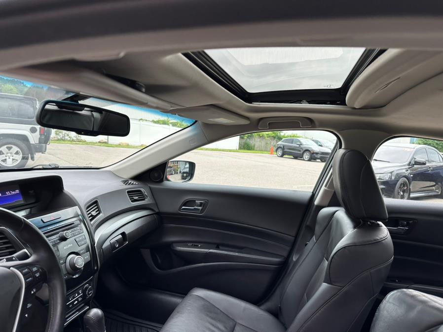 2013 Acura ILX 4dr Sdn 2.0L Premium Pkg, available for sale in South Windsor, Connecticut | Mike And Tony Auto Sales, Inc. South Windsor, Connecticut 2013 Acura ILX 4dr Sdn 2.0L Premium Pkg, available for sale in South Windsor, Connecticut | Mike And Tony Auto Sales, Inc. South Windsor, Connecticut