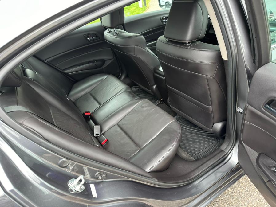 2013 Acura ILX 4dr Sdn 2.0L Premium Pkg, available for sale in South Windsor, Connecticut | Mike And Tony Auto Sales, Inc. South Windsor, Connecticut 2013 Acura ILX 4dr Sdn 2.0L Premium Pkg, available for sale in South Windsor, Connecticut | Mike And Tony Auto Sales, Inc. South Windsor, Connecticut