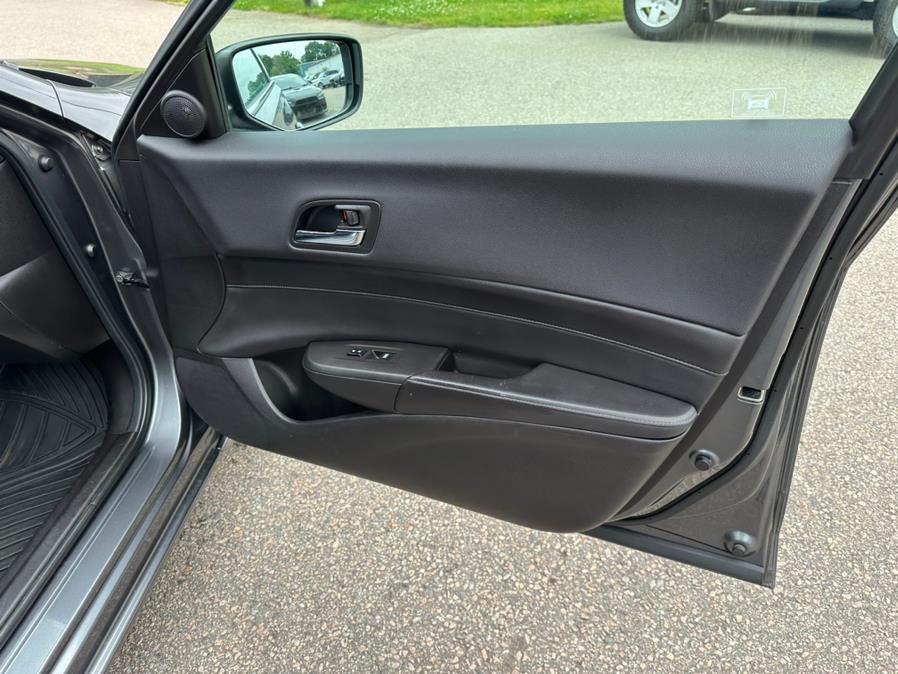 2013 Acura ILX 4dr Sdn 2.0L Premium Pkg, available for sale in South Windsor, Connecticut | Mike And Tony Auto Sales, Inc. South Windsor, Connecticut 2013 Acura ILX 4dr Sdn 2.0L Premium Pkg, available for sale in South Windsor, Connecticut | Mike And Tony Auto Sales, Inc. South Windsor, Connecticut