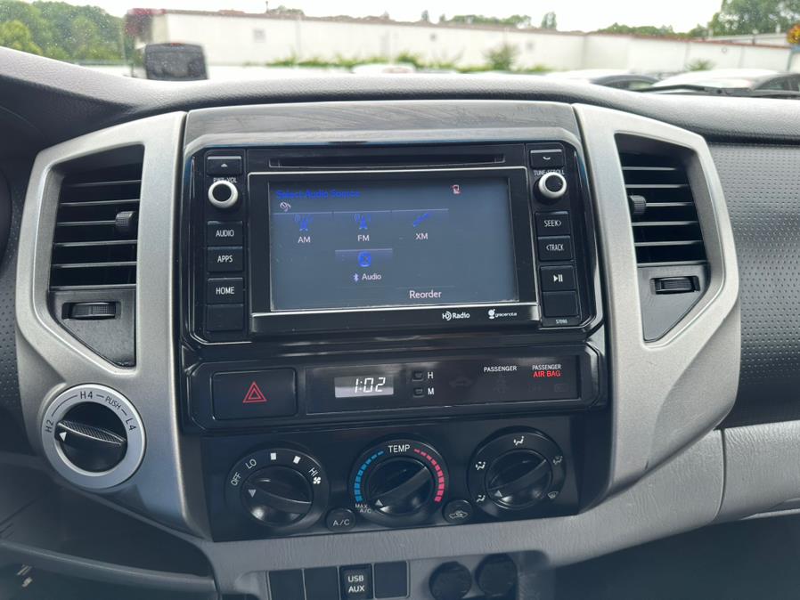 2014 Toyota Tacoma 4WD Access Cab V6 MT (Natl), available for sale in South Windsor, Connecticut | Mike And Tony Auto Sales, Inc. South Windsor, Connecticut 2014 Toyota Tacoma 4WD Access Cab V6 MT (Natl), available for sale in South Windsor, Connecticut | Mike And Tony Auto Sales, Inc. South Windsor, Connecticut