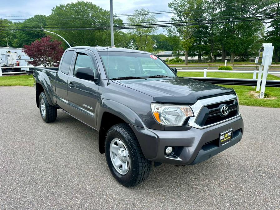 2014 Toyota Tacoma 4WD Access Cab V6 MT (Natl), available for sale in South Windsor, Connecticut | Mike And Tony Auto Sales, Inc. South Windsor, Connecticut 2014 Toyota Tacoma 4WD Access Cab V6 MT (Natl), available for sale in South Windsor, Connecticut | Mike And Tony Auto Sales, Inc. South Windsor, Connecticut