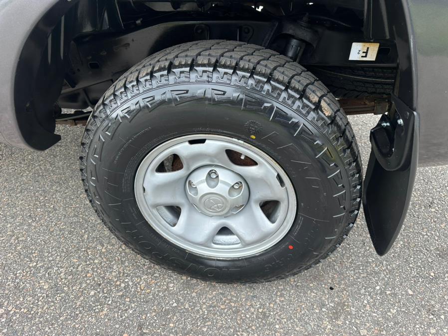 2014 Toyota Tacoma 4WD Access Cab V6 MT (Natl), available for sale in South Windsor, Connecticut | Mike And Tony Auto Sales, Inc. South Windsor, Connecticut 2014 Toyota Tacoma 4WD Access Cab V6 MT (Natl), available for sale in South Windsor, Connecticut | Mike And Tony Auto Sales, Inc. South Windsor, Connecticut