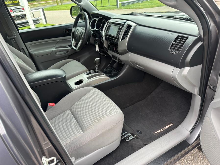 2014 Toyota Tacoma 4WD Access Cab V6 MT (Natl), available for sale in South Windsor, Connecticut | Mike And Tony Auto Sales, Inc. South Windsor, Connecticut 2014 Toyota Tacoma 4WD Access Cab V6 MT (Natl), available for sale in South Windsor, Connecticut | Mike And Tony Auto Sales, Inc. South Windsor, Connecticut
