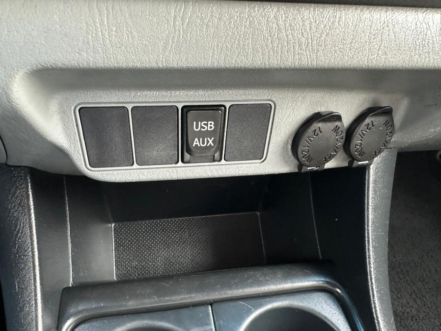 2014 Toyota Tacoma 4WD Access Cab V6 MT (Natl), available for sale in South Windsor, Connecticut | Mike And Tony Auto Sales, Inc. South Windsor, Connecticut 2014 Toyota Tacoma 4WD Access Cab V6 MT (Natl), available for sale in South Windsor, Connecticut | Mike And Tony Auto Sales, Inc. South Windsor, Connecticut