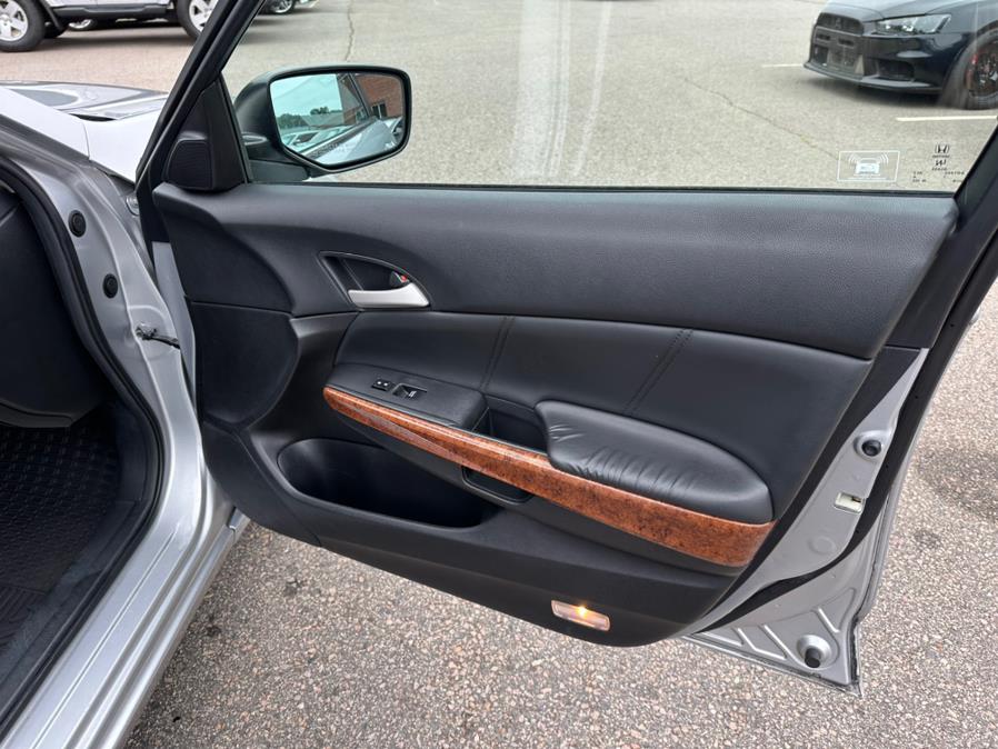 2012 Honda Accord Sdn 4dr V6 Auto EX-L, available for sale in South Windsor, Connecticut | Mike And Tony Auto Sales, Inc. South Windsor, Connecticut 2012 Honda Accord Sdn 4dr V6 Auto EX-L, available for sale in South Windsor, Connecticut | Mike And Tony Auto Sales, Inc. South Windsor, Connecticut