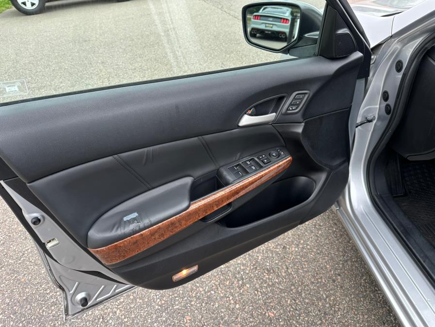 2012 Honda Accord Sdn 4dr V6 Auto EX-L, available for sale in South Windsor, Connecticut | Mike And Tony Auto Sales, Inc. South Windsor, Connecticut 2012 Honda Accord Sdn 4dr V6 Auto EX-L, available for sale in South Windsor, Connecticut | Mike And Tony Auto Sales, Inc. South Windsor, Connecticut