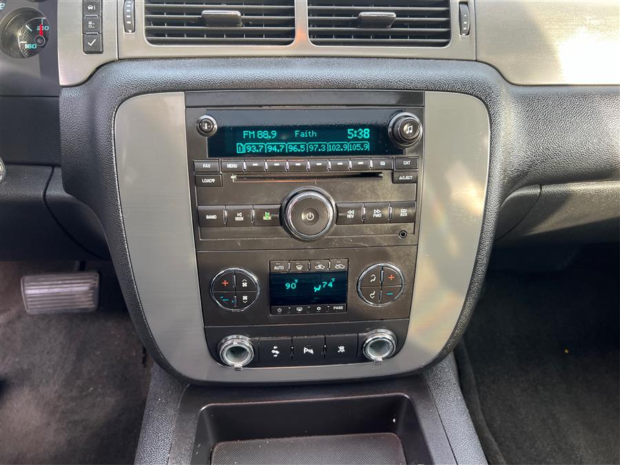 2009 Chevrolet Avalanche 4WD Crew Cab 130" LT w/1LT, available for sale in Canton, Connecticut | Lava Motors. Canton, Connecticut 2009 Chevrolet Avalanche 4WD Crew Cab 130" LT w/1LT, available for sale in Canton, Connecticut | Lava Motors. Canton, Connecticut
