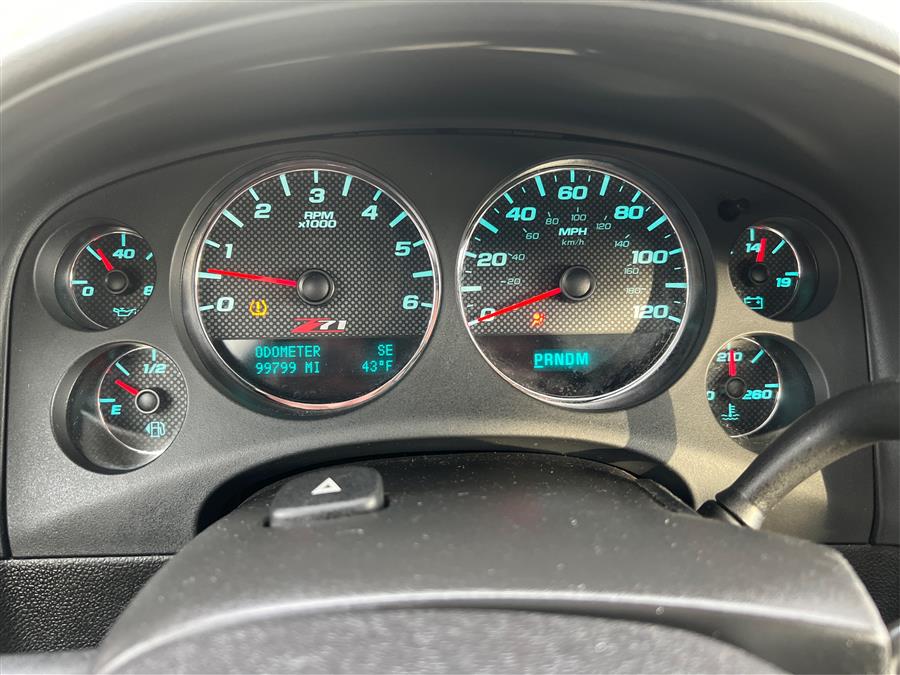 2009 Chevrolet Avalanche 4WD Crew Cab 130" LT w/1LT, available for sale in Canton, Connecticut | Lava Motors. Canton, Connecticut 2009 Chevrolet Avalanche 4WD Crew Cab 130" LT w/1LT, available for sale in Canton, Connecticut | Lava Motors. Canton, Connecticut
