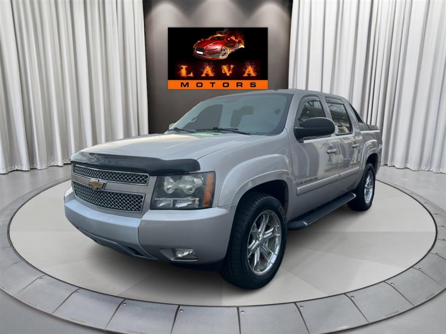 2009 Chevrolet Avalanche 4WD Crew Cab 130" LT w/1LT, available for sale in Canton, Connecticut | Lava Motors. Canton, Connecticut 2009 Chevrolet Avalanche 4WD Crew Cab 130" LT w/1LT, available for sale in Canton, Connecticut | Lava Motors. Canton, Connecticut