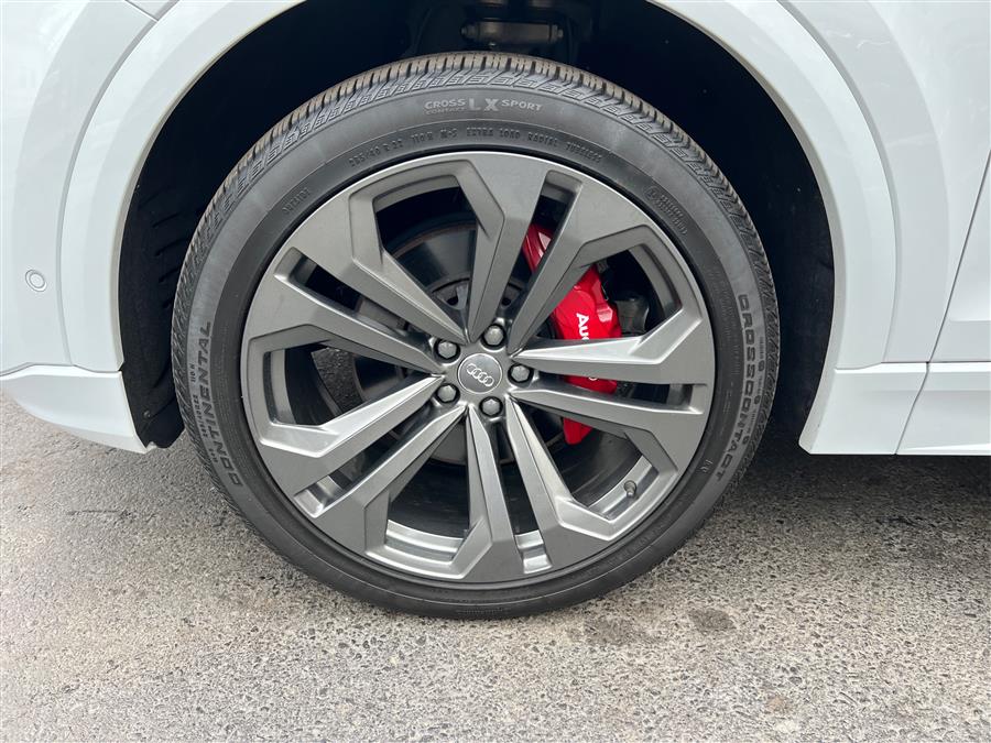 2019 Audi Q8 Premium Plus 55 TFSI quattro, available for sale in Canton, Connecticut | Lava Motors. Canton, Connecticut 2019 Audi Q8 Premium Plus 55 TFSI quattro, available for sale in Canton, Connecticut | Lava Motors. Canton, Connecticut
