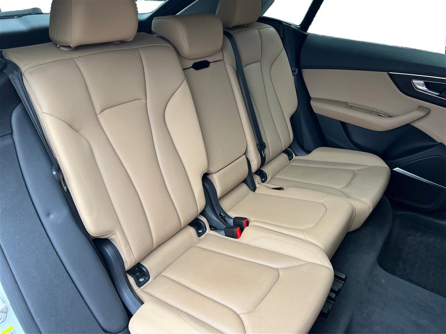 2019 Audi Q8 Premium Plus 55 TFSI quattro, available for sale in Canton, Connecticut | Lava Motors. Canton, Connecticut 2019 Audi Q8 Premium Plus 55 TFSI quattro, available for sale in Canton, Connecticut | Lava Motors. Canton, Connecticut