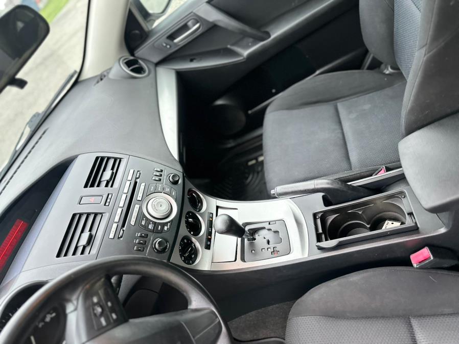 2011 Mazda Mazda3 4dr Sdn Auto i Touring, available for sale in Springfield, Massachusetts | Auto Globe LLC. Springfield, Massachusetts 2011 Mazda Mazda3 4dr Sdn Auto i Touring, available for sale in Springfield, Massachusetts | Auto Globe LLC. Springfield, Massachusetts