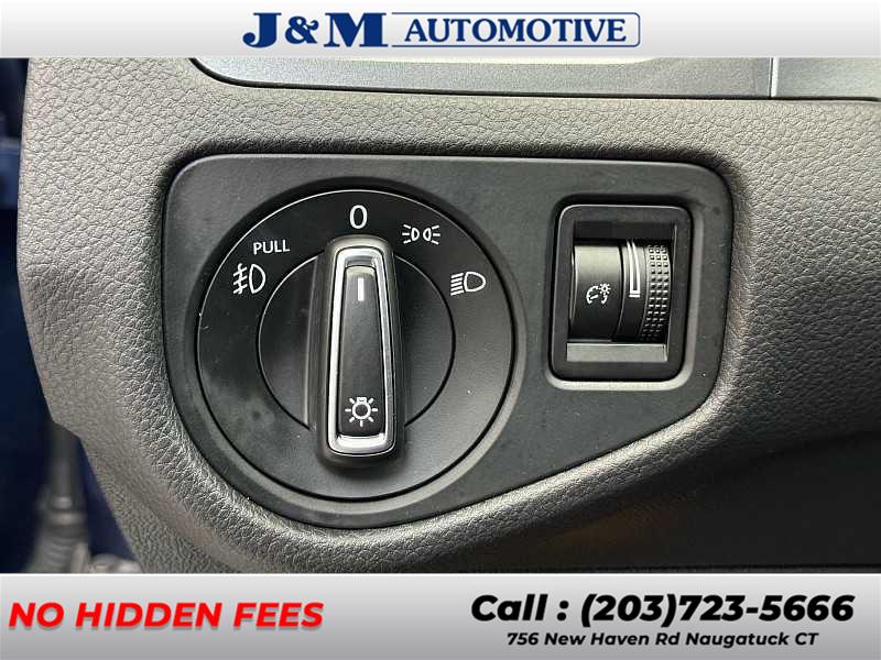 2017 Volkswagen Golf Alltrack S, available for sale in Naugatuck, Connecticut | J&M Automotive Sls&Svc LLC. Naugatuck, Connecticut 2017 Volkswagen Golf Alltrack S, available for sale in Naugatuck, Connecticut | J&M Automotive Sls&Svc LLC. Naugatuck, Connecticut