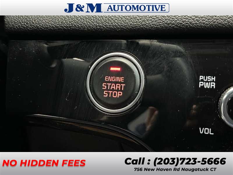 2022 Kia Sportage EX, available for sale in Naugatuck, Connecticut | J&M Automotive Sls&Svc LLC. Naugatuck, Connecticut 2022 Kia Sportage EX, available for sale in Naugatuck, Connecticut | J&M Automotive Sls&Svc LLC. Naugatuck, Connecticut