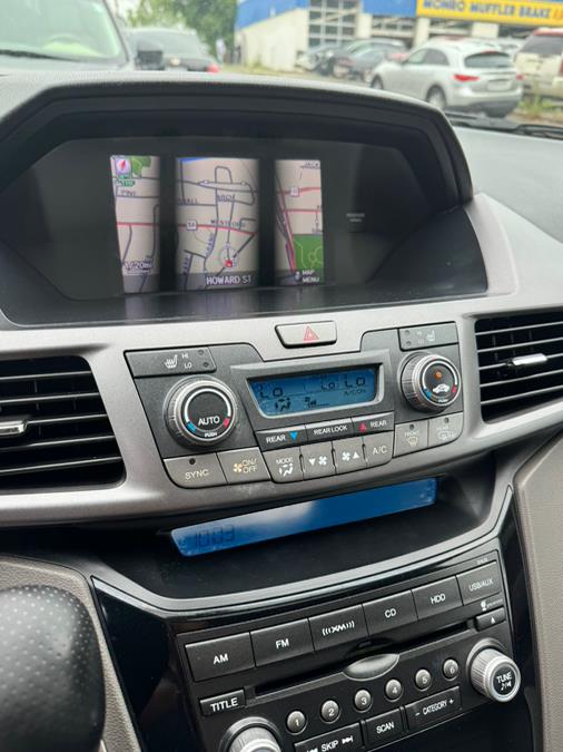 2013 Honda Odyssey 5dr EX-L, available for sale in Lowell, Massachusetts | George and Ray Auto. Lowell, Massachusetts 2013 Honda Odyssey 5dr EX-L, available for sale in Lowell, Massachusetts | George and Ray Auto. Lowell, Massachusetts