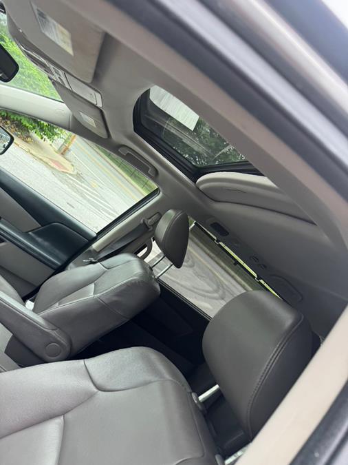 2013 Honda Odyssey 5dr EX-L, available for sale in Lowell, Massachusetts | George and Ray Auto. Lowell, Massachusetts 2013 Honda Odyssey 5dr EX-L, available for sale in Lowell, Massachusetts | George and Ray Auto. Lowell, Massachusetts