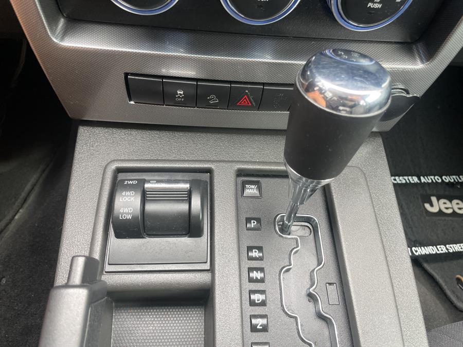 2011 Jeep Liberty 4WD 4dr Sport, available for sale in Worcester, Massachusetts | Worcester Auto Outlet LLC. Worcester, Massachusetts 2011 Jeep Liberty 4WD 4dr Sport, available for sale in Worcester, Massachusetts | Worcester Auto Outlet LLC. Worcester, Massachusetts