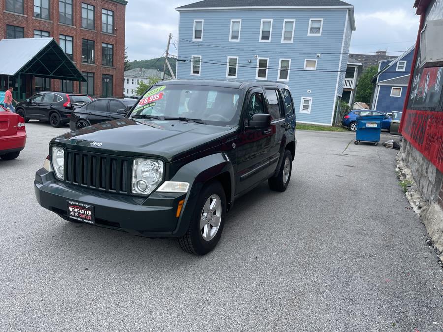 2011 Jeep Liberty 4WD 4dr Sport, available for sale in Worcester, Massachusetts | Worcester Auto Outlet LLC. Worcester, Massachusetts 2011 Jeep Liberty 4WD 4dr Sport, available for sale in Worcester, Massachusetts | Worcester Auto Outlet LLC. Worcester, Massachusetts