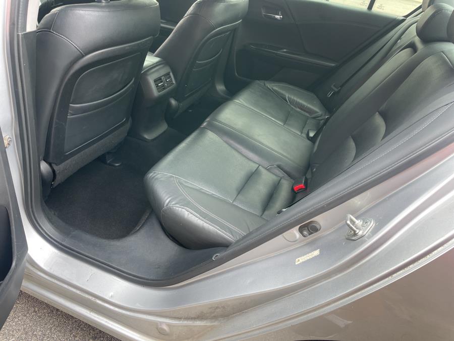 2013 Honda Accord Sdn 4dr I4 CVT EX-L, available for sale in Worcester, Massachusetts | Worcester Auto Outlet LLC. Worcester, Massachusetts 2013 Honda Accord Sdn 4dr I4 CVT EX-L, available for sale in Worcester, Massachusetts | Worcester Auto Outlet LLC. Worcester, Massachusetts