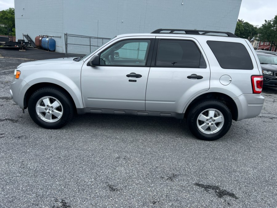 2009 Ford Escape 4WD 4dr V6 Auto XLT, available for sale in Bethlehem, Pennsylvania | Best Auto Deals LLC. Bethlehem, Pennsylvania 2009 Ford Escape 4WD 4dr V6 Auto XLT, available for sale in Bethlehem, Pennsylvania | Best Auto Deals LLC. Bethlehem, Pennsylvania
