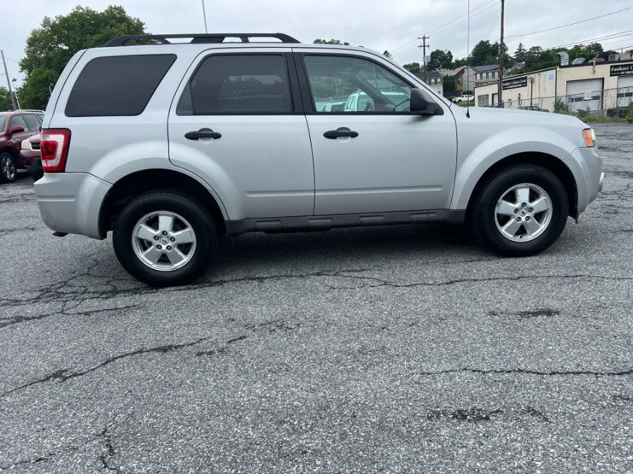 2009 Ford Escape 4WD 4dr V6 Auto XLT, available for sale in Bethlehem, Pennsylvania | Best Auto Deals LLC. Bethlehem, Pennsylvania 2009 Ford Escape 4WD 4dr V6 Auto XLT, available for sale in Bethlehem, Pennsylvania | Best Auto Deals LLC. Bethlehem, Pennsylvania