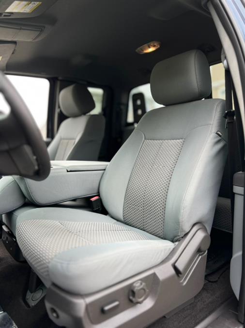 2016 Ford Super Duty F-350 SRW 4WD SuperCab 158" XLT, available for sale in Paterson, New Jersey | Speedway Motors LLC. Paterson, New Jersey 2016 Ford Super Duty F-350 SRW 4WD SuperCab 158" XLT, available for sale in Paterson, New Jersey | Speedway Motors LLC. Paterson, New Jersey